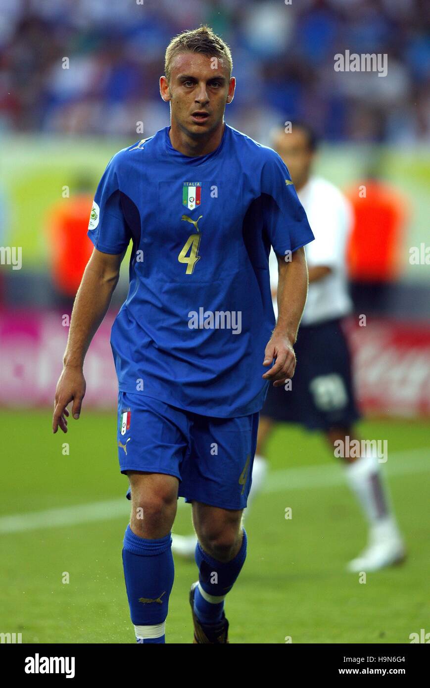 DANIELE DE ROSSI Italien & AS ROMA WORLD CUP KAISERSLAUTERN Deutschland 17. Juni 2006 Stockfoto