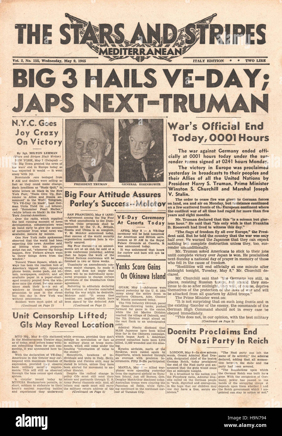 1945 Stars And Stripes (USA) Titelseite Berichterstattung Ende des Krieges in Europa als Nazi-Deutschland kapituliert und VE-Tag Stockfoto