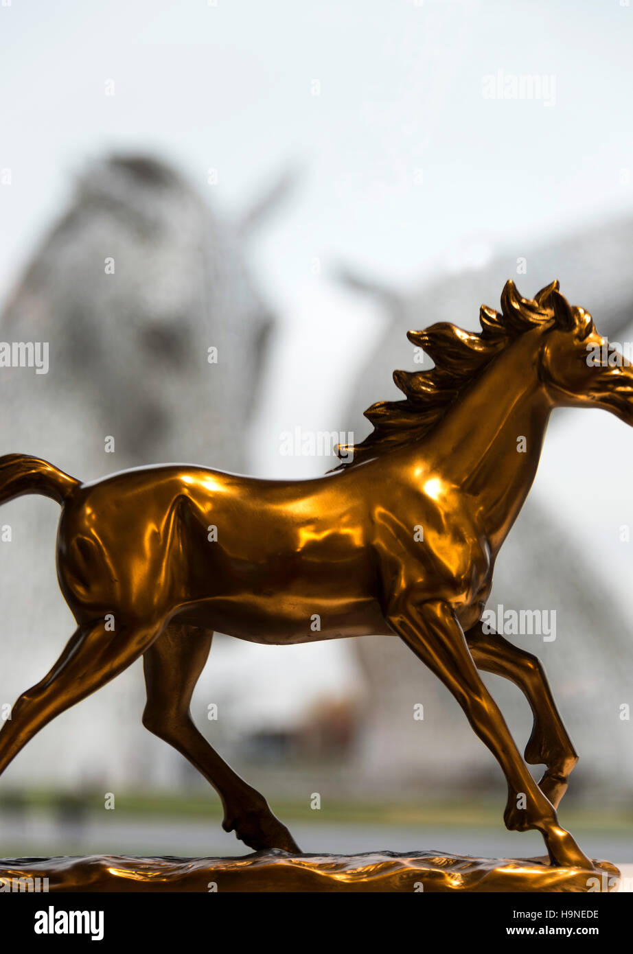Die riesigen Skulpturen von Kelpies bei Helix Park Forth und Clyde Canal Falkirk Schottland Vereinigtes Königreich UK Stockfoto