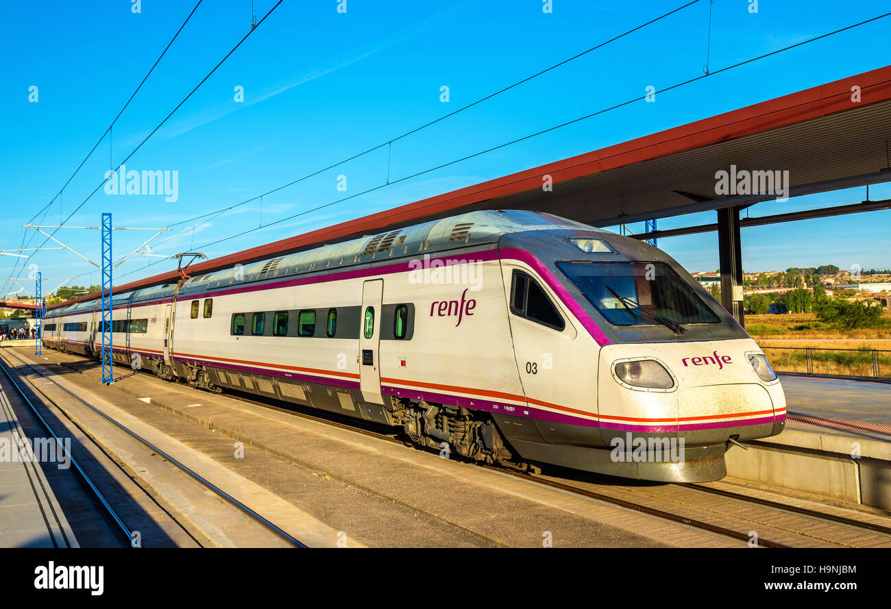 High-Speed-Zug nach Madrid, Toledo Bahnhof Stockfoto