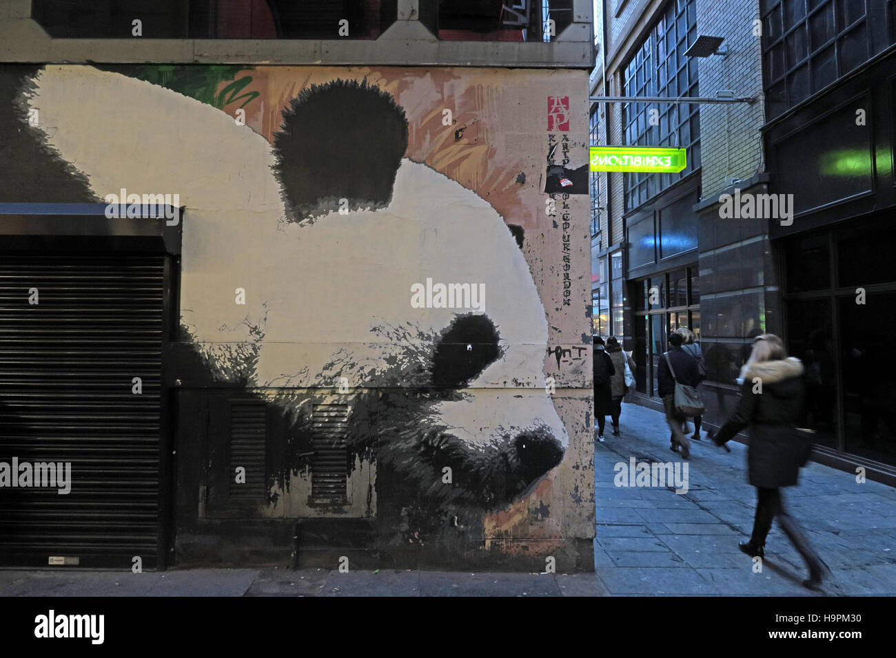 Panda Graffiti, Mitchell Lane, Glasgow, Schottland, UK Stockfoto