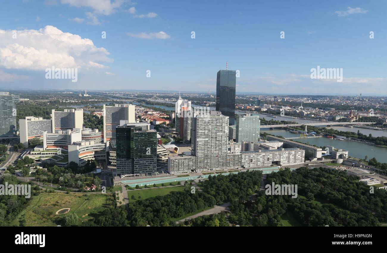 Luftaufnahme der Donaucity Wien Stockfoto