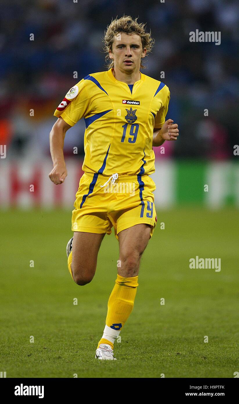 MAXIM KALINITSCHENKO UKRAINE & SPARTAK Moskau WM AOL ARENA HAMBURG Deutschland 30. Juni 2006 Stockfoto