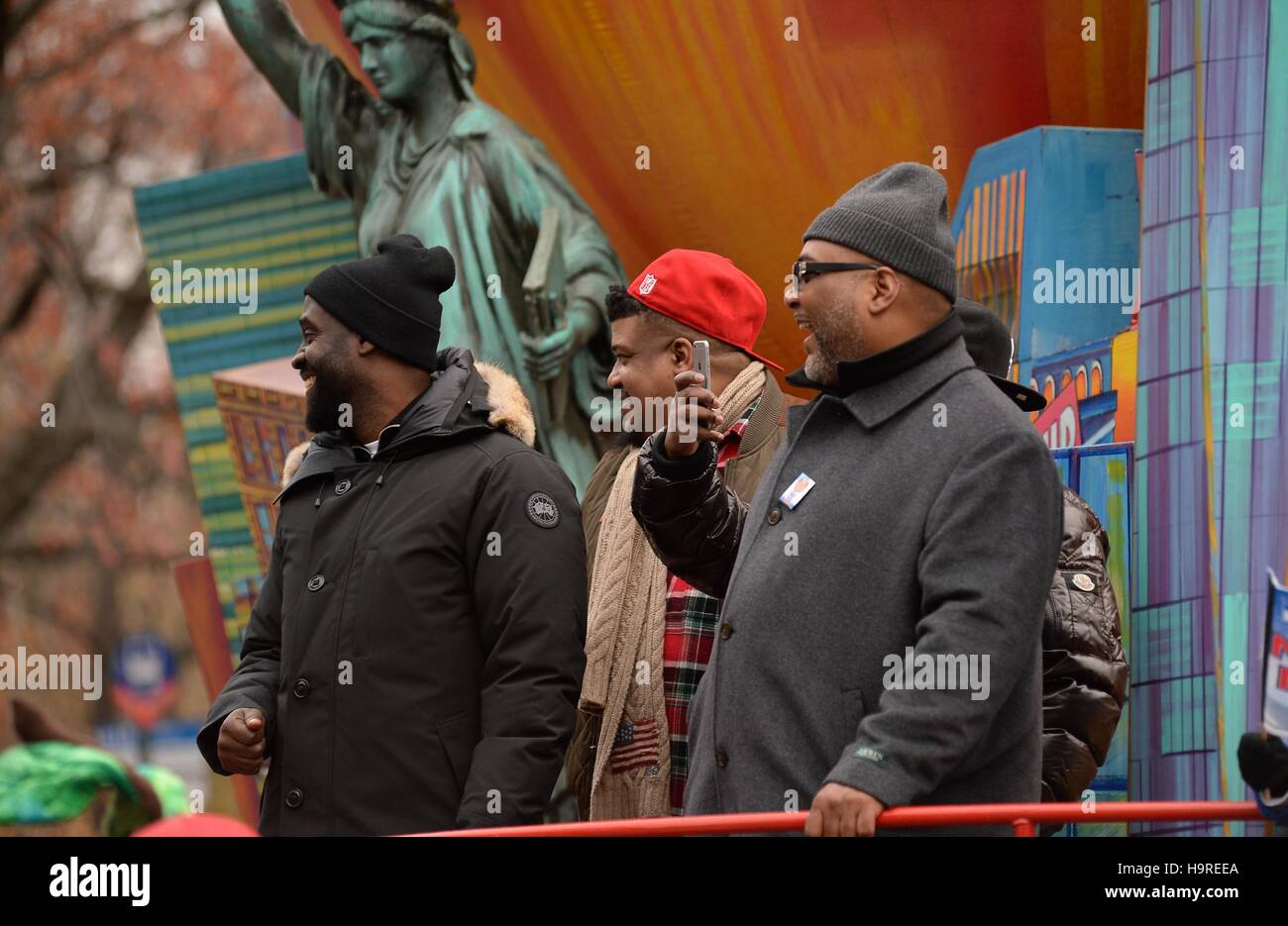 New York, NY, USA. 24. November 2016. De La Soul in Anwesenheit für Macy's Thanksgiving Day Parade 2016, New York, NY 24. November 2016. Bildnachweis: Kristin Callahan/Everett Collection/Alamy Live-Nachrichten Stockfoto