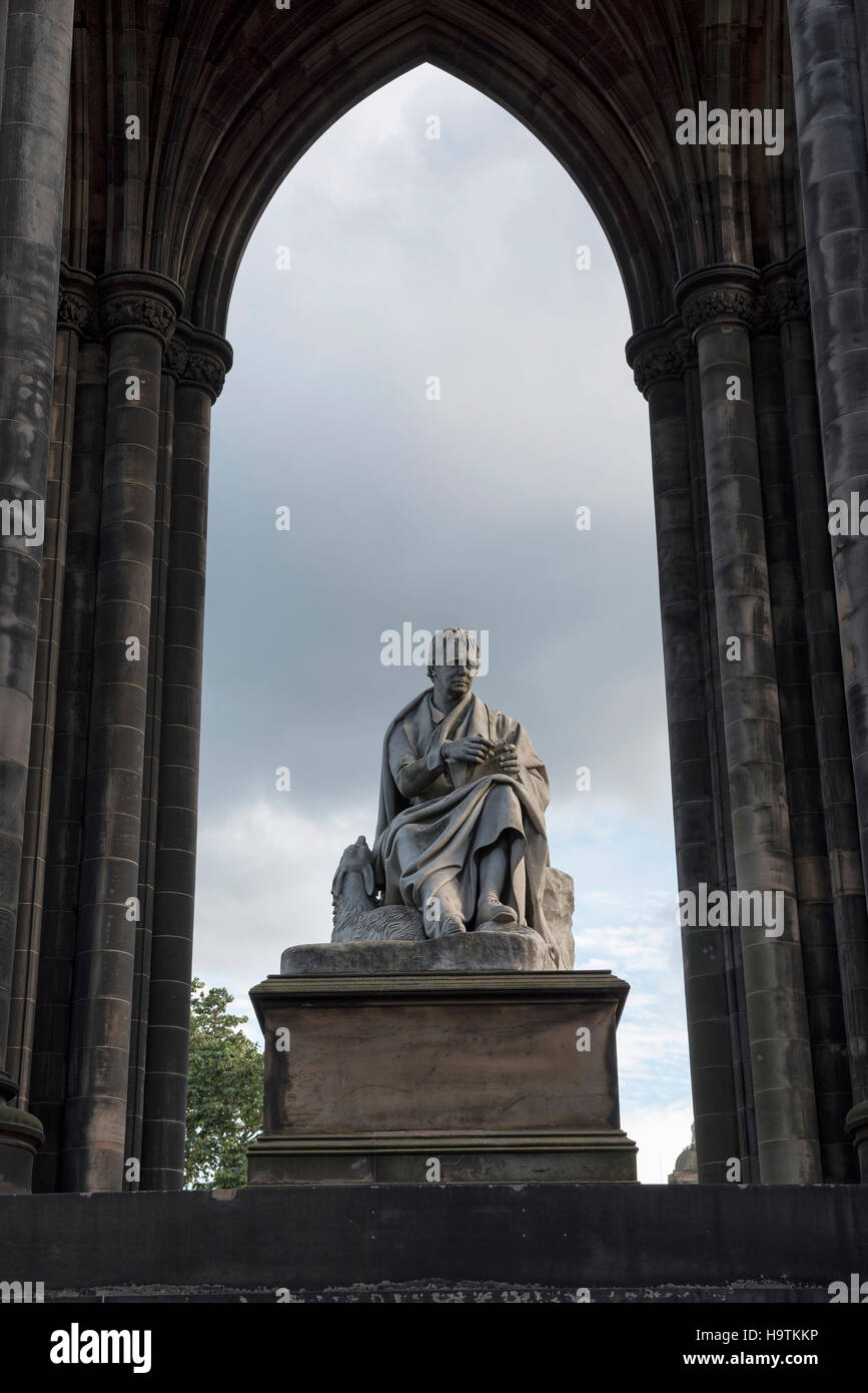 Denkmal für den Dichter und Schriftsteller Sir Walter Scott, Scott Monument, Princes Street Gardens, Edinburgh, Schottland, Vereinigtes Königreich Stockfoto