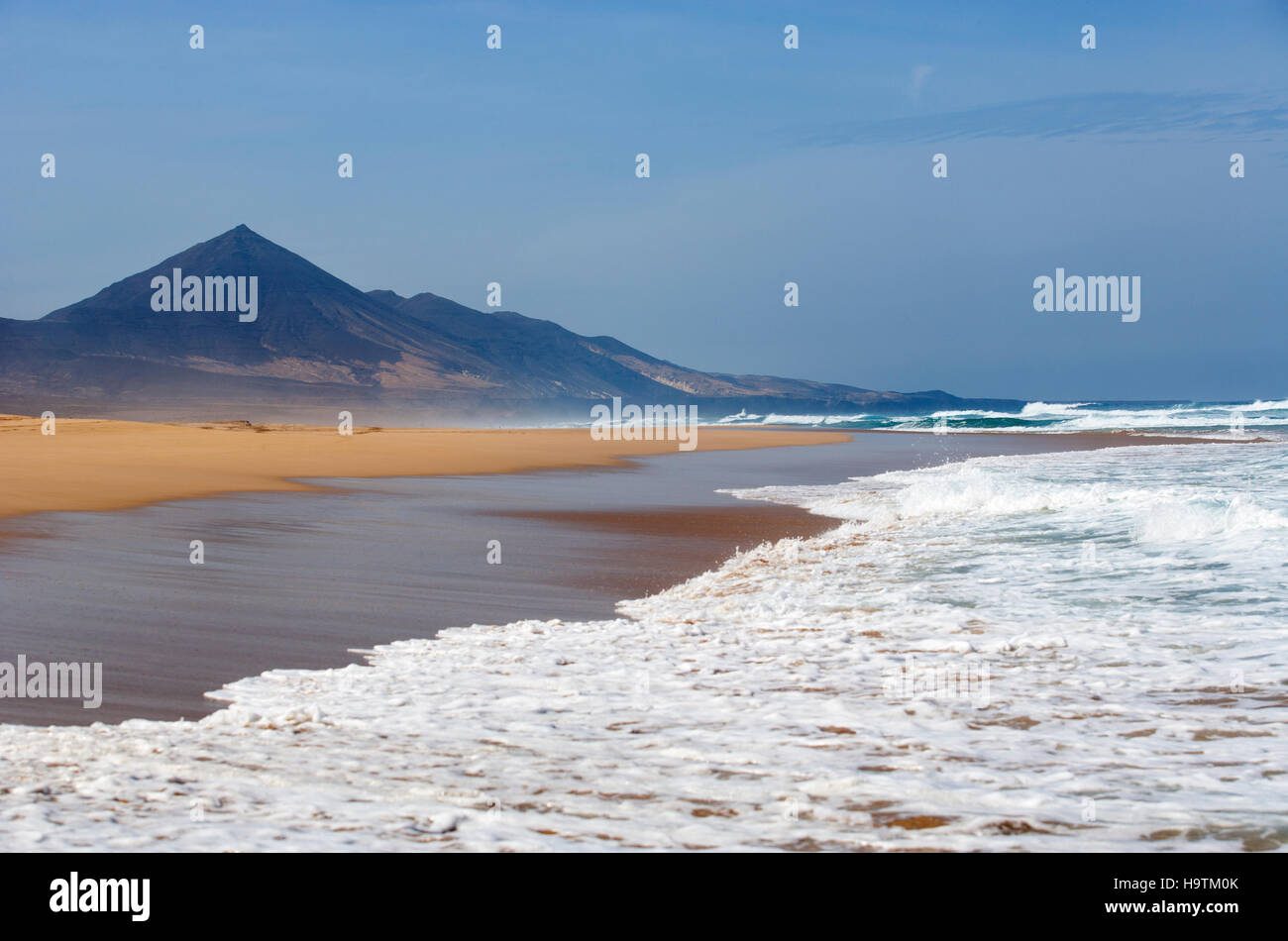 Starke Brandung, Cofete Strand, Nordküste, Jandia, Fuerteventura, Kanarische Inseln, Spanien Stockfoto