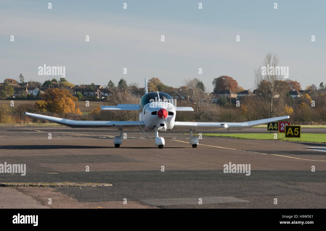 Robin DR-400-180 Regent Leichtflugzeug North Weald Airfield Stockfoto