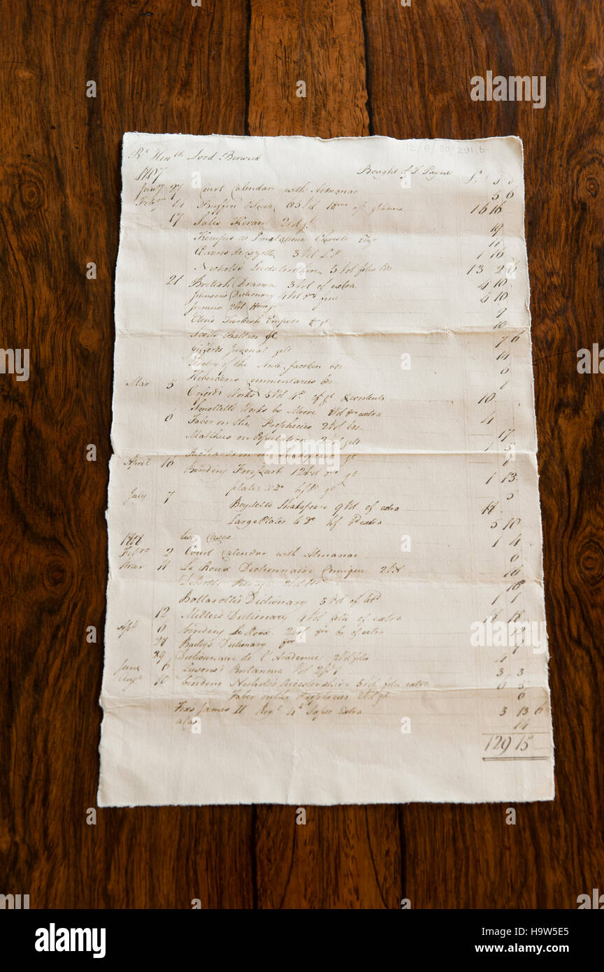 Handschrift in der Bibliothek der 2. Lord Berwick im Attingham Park, Shropshire. Stockfoto