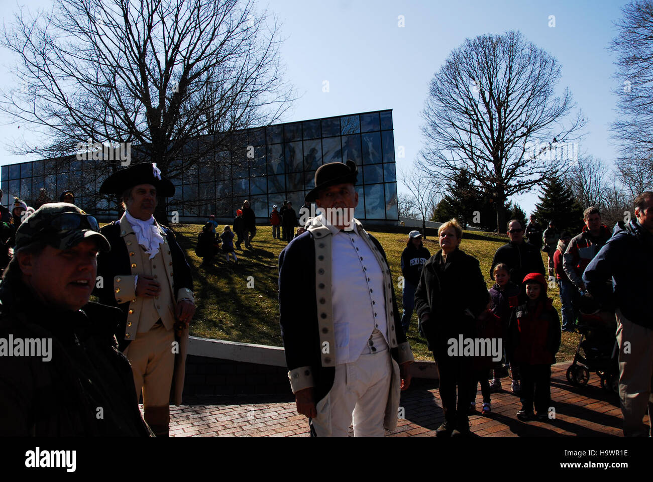 Eine Nachstellung von Washingtons Geburtstags-Party im Valley Forge National Historical Park zum Gedenken an George Washingtons Führung während des Amerikanischen Unabhängigkeitskrieges. Stockfoto