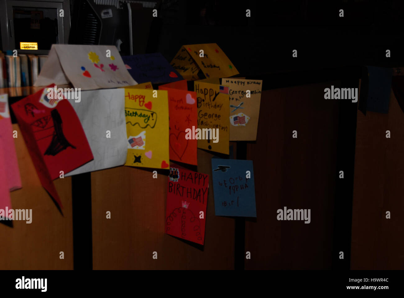 Washington's Birthday Party ist eine jährliche Veranstaltung im Valley Forge National Park, die George Washingtons Geburtstag feiert und historische Nachstellungen und Bildungsprogramme über die amerikanische Revolution präsentiert. Stockfoto