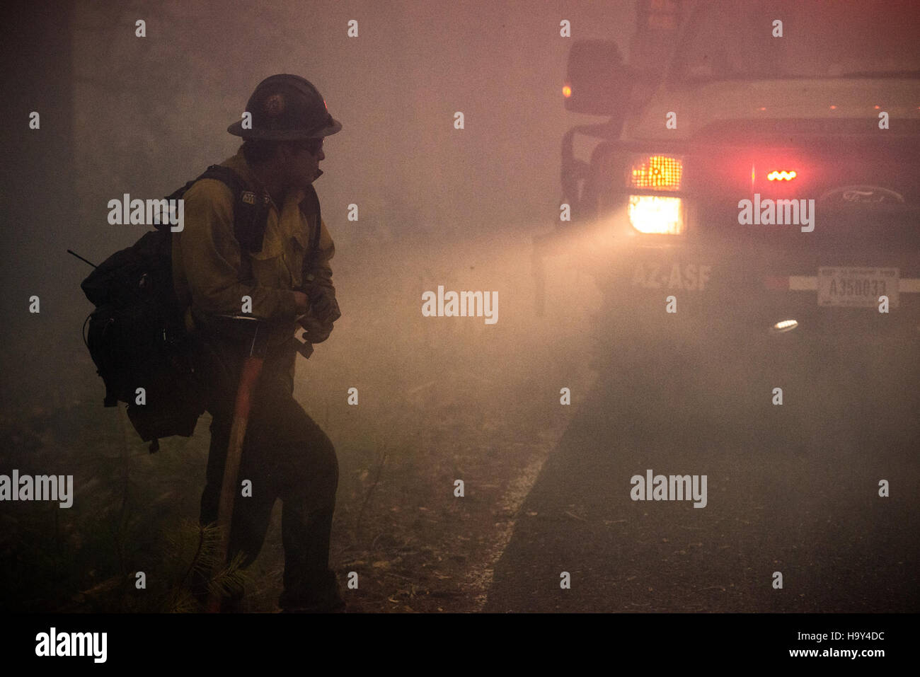 Der Big Windy Complex Fire in Galice, Oregon, ist ein Waldbrand, der vom USDA Forest Service in Abstimmung mit anderen Behörden verwaltet wird. Sie betraf die Wildgebiete vor Ort und erforderte erhebliche Anstrengungen zur Eindämmung und Wiederherstellung. Stockfoto