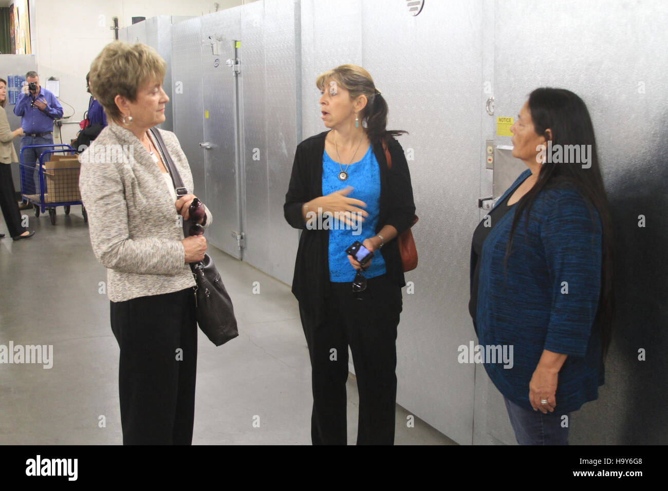 Die USDA unterstützt indianische Gemeinden in South Dakota mit Schwerpunkt auf Nahrungsmittelhilfeprogrammen und der Förderung lokaler Nachhaltigkeit. Stockfoto