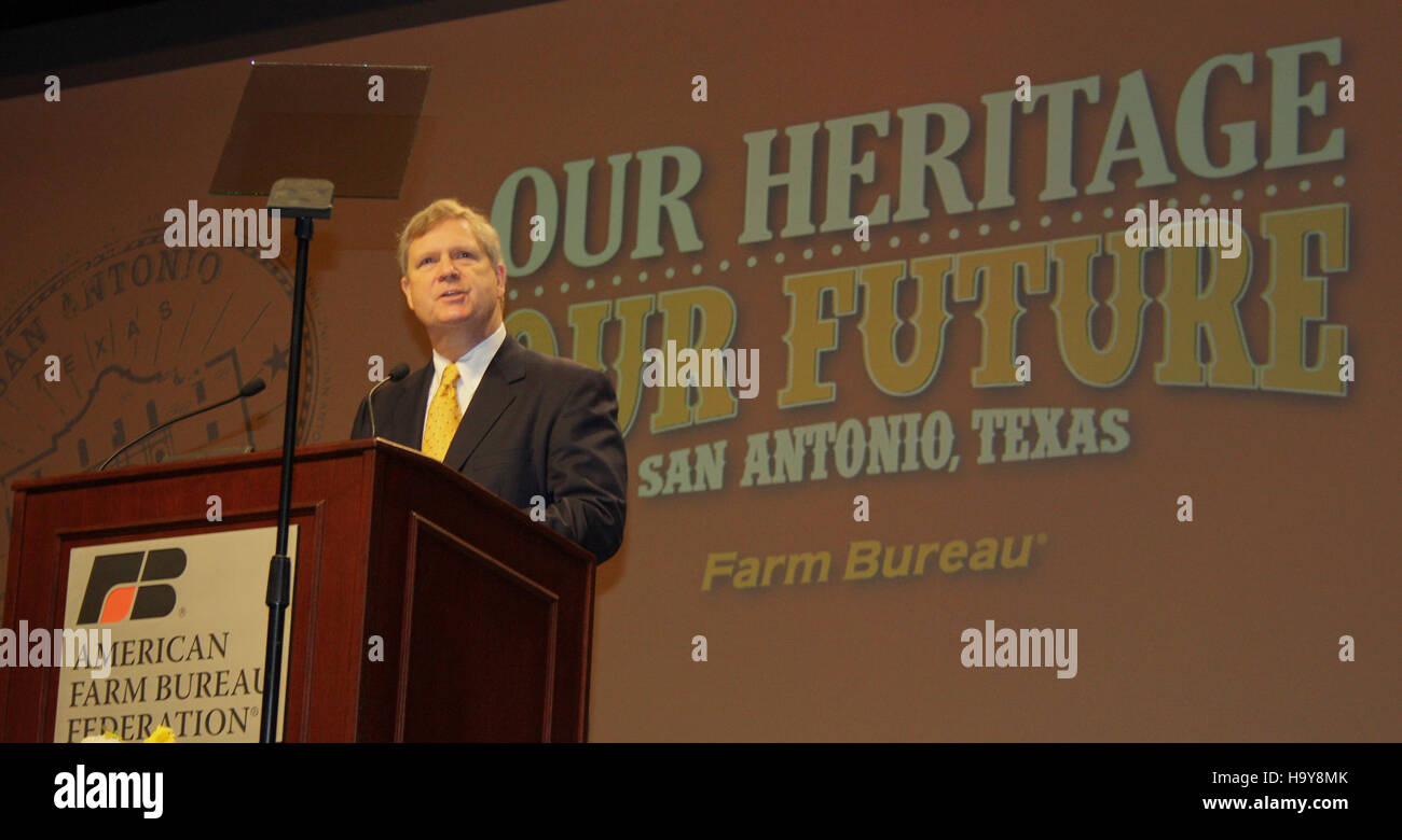 Minister Vilsack spricht auf der American Farm Bureau Federation Convention und betont die USDA-Initiativen für Nachhaltigkeit in der Landwirtschaft und ländliche Entwicklung in Texas. Stockfoto