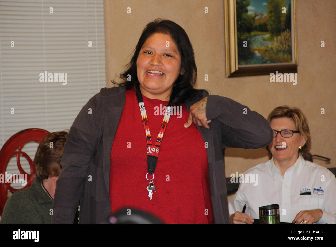 Ein Foto aus der USDA, das die Reno-Sparks Indian Colony zeigt. Dieses Bild fängt die Gemeinschaft und das tägliche Leben im Reservat der Ureinwohner ein und bietet einen Einblick in die Kultur und Geschichte des Stammes. Stockfoto