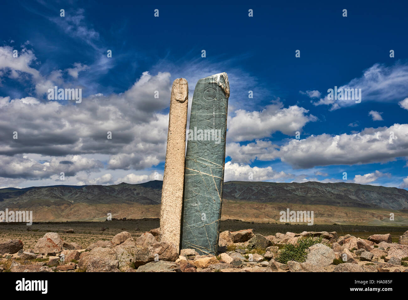 Mongolei, Provinz Bayan-Ulgii, westliche Mongolei, National Parc des Tavan Bogd, Stele mit menschlichem Antlitz Stockfoto