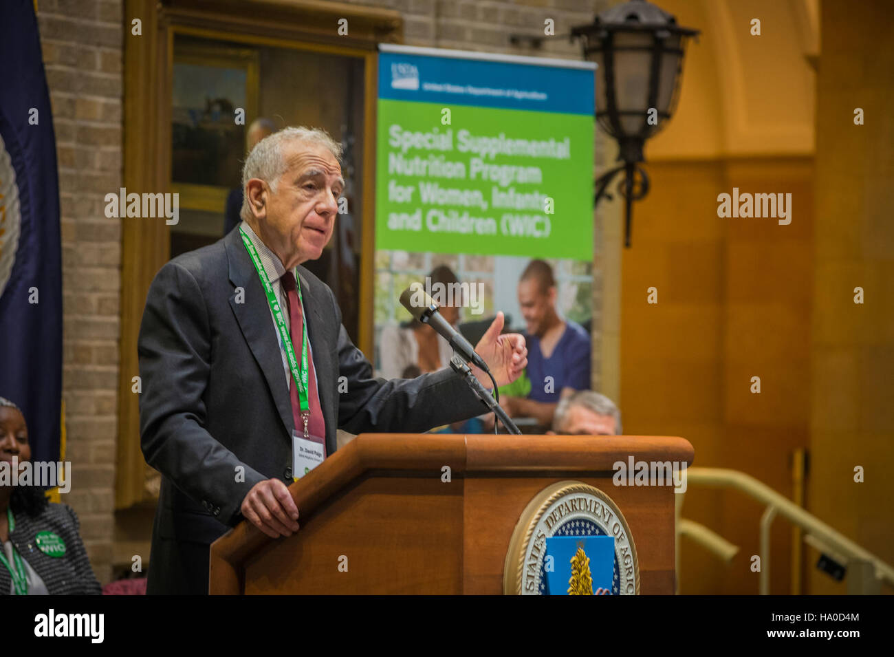 Das 40-jährige Jubiläum des WIC-Programms (Women, Säuglinge, and Children) wurde auf dem USDA gefeiert und konzentriert sich auf seine Auswirkungen auf die öffentliche Gesundheit und Ernährung für gefährdete Bevölkerungsgruppen. Stockfoto