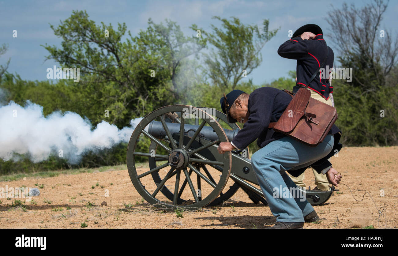 Dieses Bild zeigt die Bedeutung der All-Black-Towns in Oklahoma und zeigt historische Sehenswürdigkeiten wie das Honey Springs Visitors' Center und Kulturgüter im Zusammenhang mit dem Bürgerkrieg und den Programmen zur ländlichen Entwicklung. Stockfoto