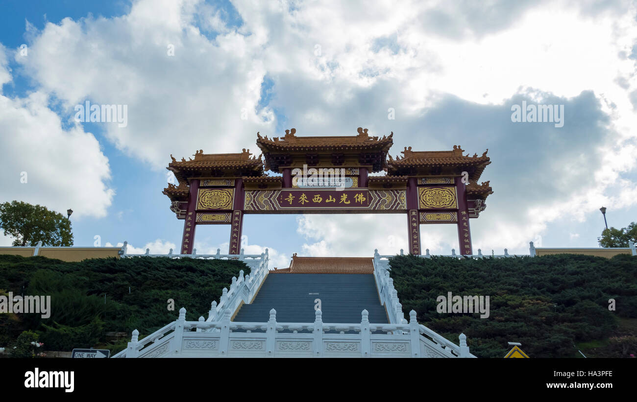 Eingang Tor der Hsi Lai-Tempel in Los Angeles, Kalifornien Stockfoto