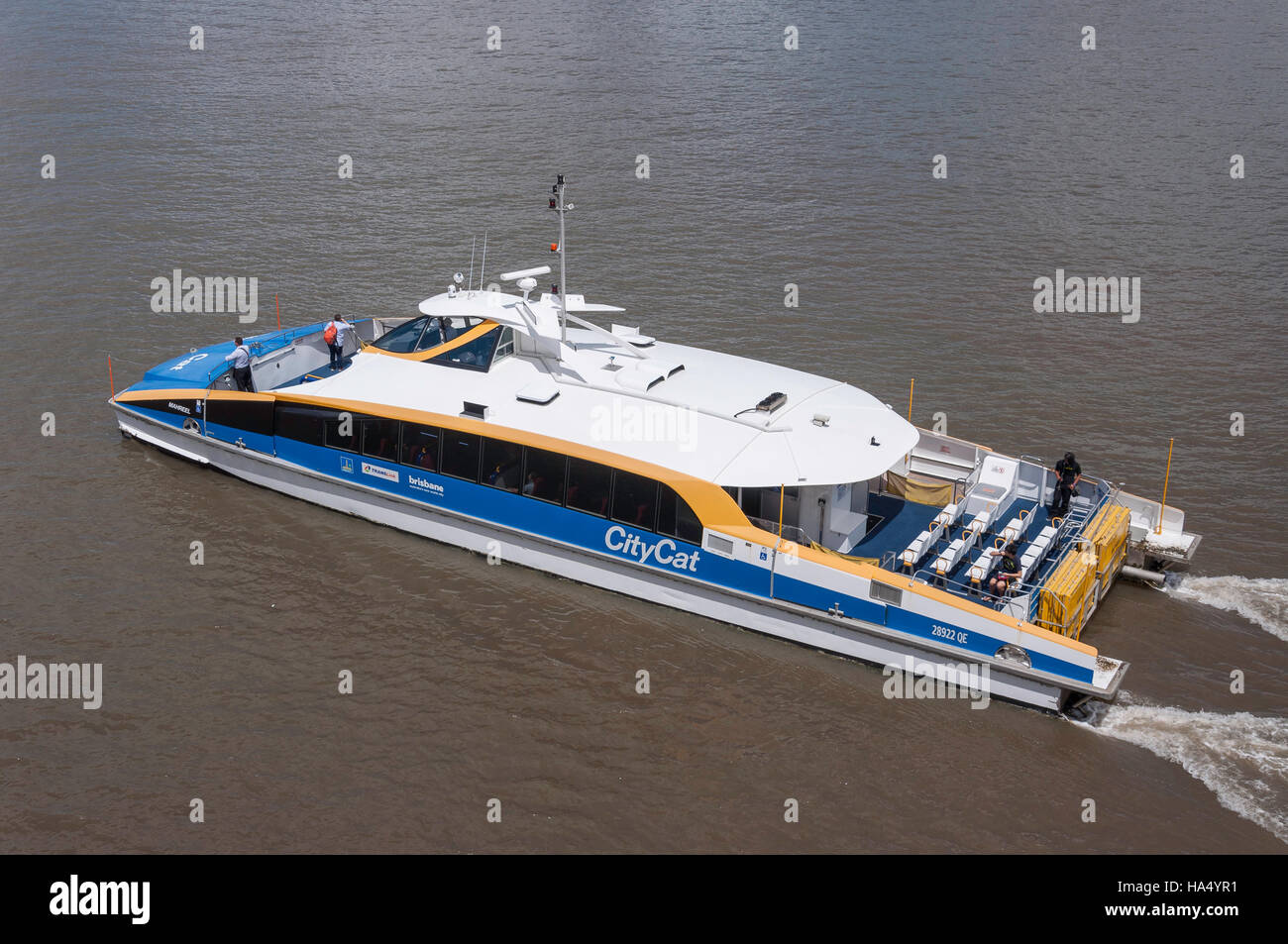 Luftaufnahme von CityCat Ferry Boat am Brisbane River, Brisbane, Brisbane, Queensland, Australien Stockfoto