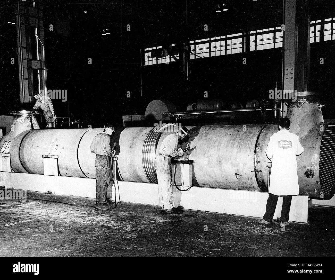 Ein Projekt des Ministeriums für Energie, das auf die Verbesserung der Energieeffizienz von Gebäuden und die Senkung des Energieverbrauchs abzielt. Diese Initiative konzentriert sich auf die Verbesserung der Energieeffizienz in Regierungsgebäuden durch innovative Technologien und nachhaltige Praktiken. Stockfoto