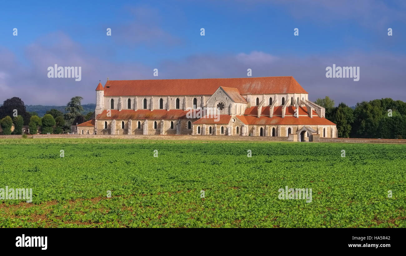 Pontigny Kloster Im Burgund, Frankreich - Pontigny Abtei, Burgund in Frankreich Stockfoto
