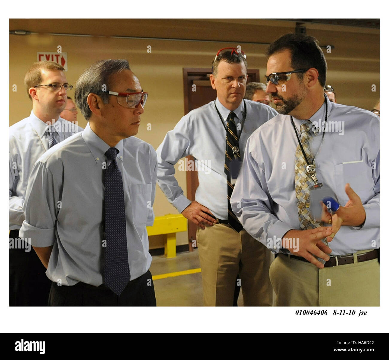 Sekretär Chu besuchte das Pantex-Werk, um über die Waffenabbauprogramme der NNSA informiert zu werden. Diese Initiative unterstützt das Engagement der US-Regierung für nukleare Abrüstung und nationale Sicherheit. Stockfoto