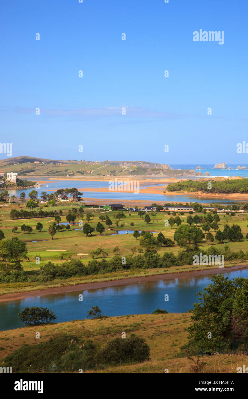 Pas-Mündung, Liencres Dünen Naturreservat im Kantabrischen Meer Stockfoto