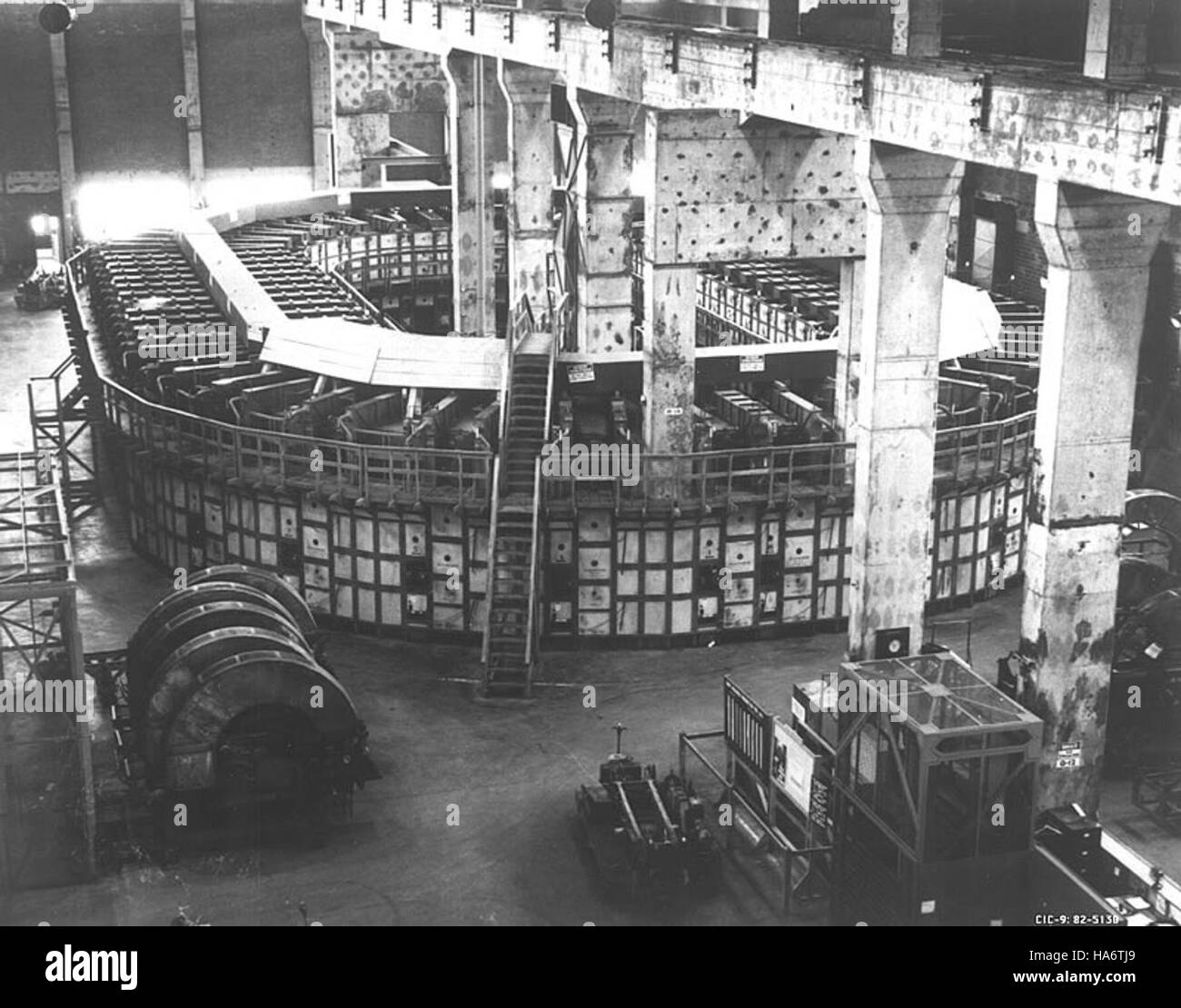 Die Alpha I Racetrack in Oak Ridge ist ein historischer Ort, der mit der frühen Forschung und Entwicklung im Nuklearbereich verbunden ist. Die Rennstrecke im Oak Ridge National Laboratory wurde für Tests und Experimente während des Manhattan Project genutzt. Stockfoto