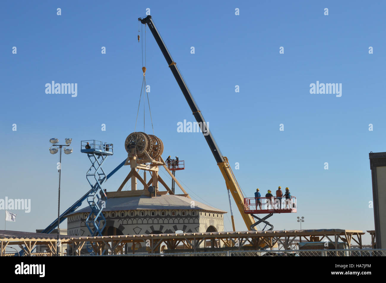 Die Vorbereitung der man-Veranstaltung in Nevada beinhaltet die Vorbereitung der großen öffentlichen Kunstinstallation in der Wüste und die Unterstützung von Kunstinitiativen in Nationalparkgebieten. Stockfoto