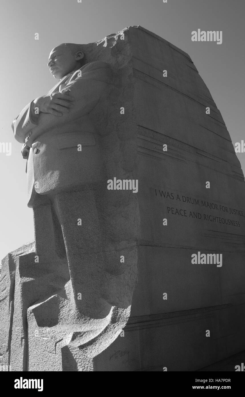 Das Martin Luther King Jr. Das Memorial in Washington, D.C. ehrt das Vermächtnis des Bürgerrechtlers. Sie steht als Symbol für das anhaltende Streben nach Gerechtigkeit, Gleichheit und Gewaltfreiheit in der amerikanischen Gesellschaft. Stockfoto