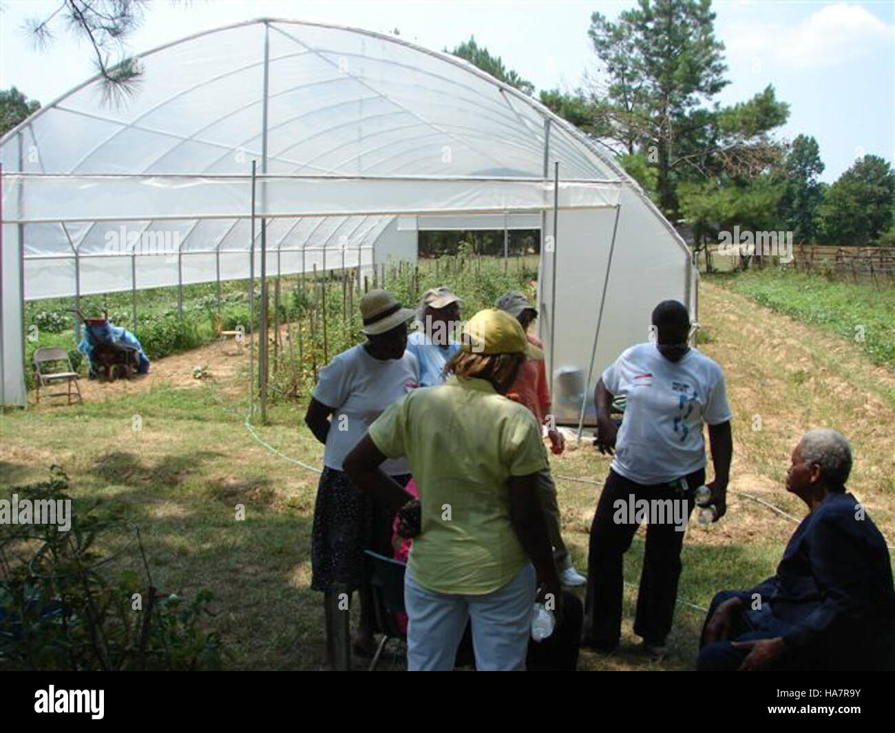 Dieser Blogbeitrag des USDA konzentriert sich auf aktuelle Entwicklungen in der Umweltwissenschaft und -Politik. Sie hebt laufende Initiativen hervor, die die Kluft zwischen Wissenschaft, Landwirtschaft und Politik schließen, wobei Nachhaltigkeit und öffentliches Engagement in der Landbewirtschaftung und der Erhaltung natürlicher Ressourcen hervorgehoben werden. Stockfoto
