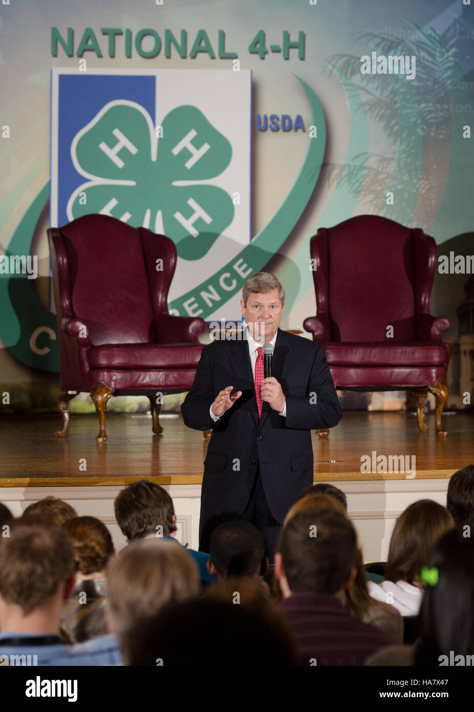 Dieses Bild fängt einen wichtigen Moment in der Politik der US-Regierung in Bezug auf Landwirtschaft, Wissenschaft und politische Entscheidungen über die Zukunft der Landwirtschaft ein. Stockfoto