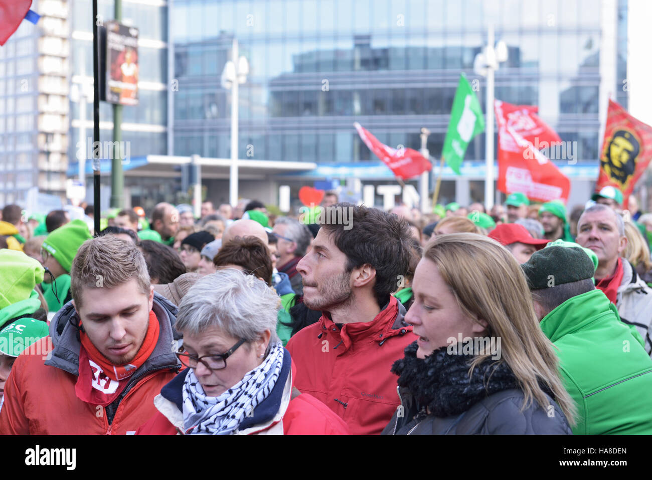 Nationale Manifestation der Mitarbeiter der nicht-kommerziellen Sektor gesammelt ca. 20000 Teilnehmer am 24. November 2016 in Brüssel, Belgien Stockfoto
