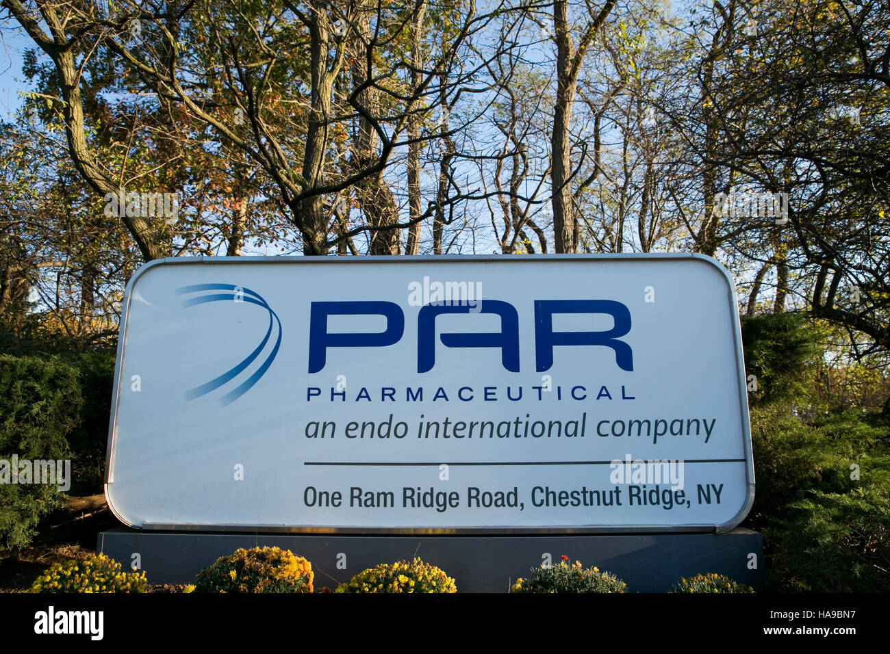 Ein Logo Zeichen außerhalb einer Einrichtung von Par Pharmaceuticals in Chestnut Ridge, New York am 5. November 2016 besetzt. Stockfoto