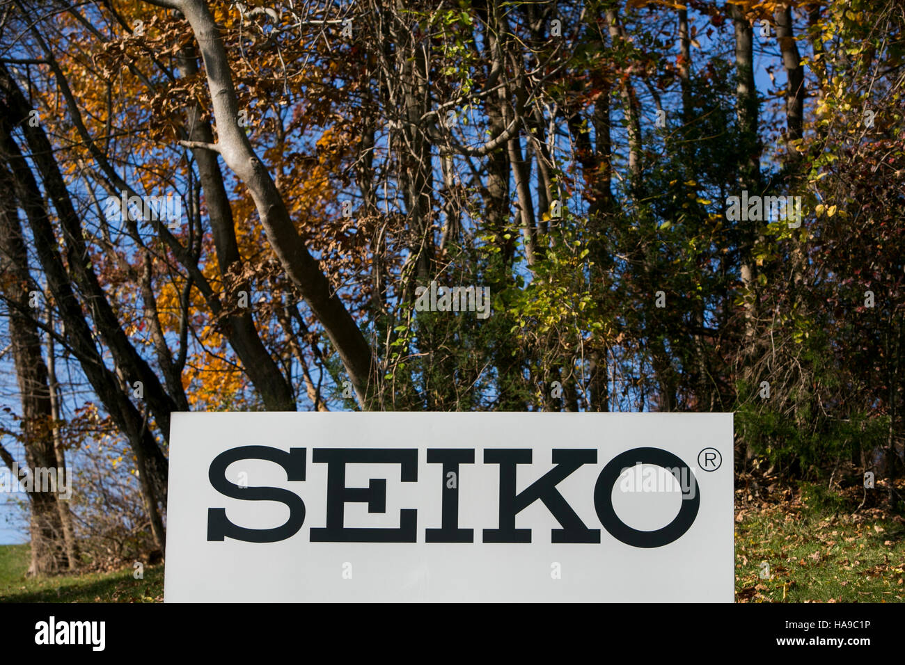 Ein Logo Zeichen außerhalb einer Einrichtung der Seiko Corporation of America in Mahwah, New Jersey auf 5. November 2016 besetzt. Stockfoto