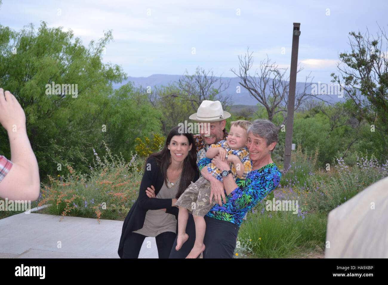 Ein bedeutender Moment im Big Bend National Park, der die vielfältigen Wüstenlandschaften und Ökosysteme der Region zeigt. Der Park spielt eine wichtige Rolle bei der Erhaltung von Wüstenarten und Lebensräumen. Stockfoto