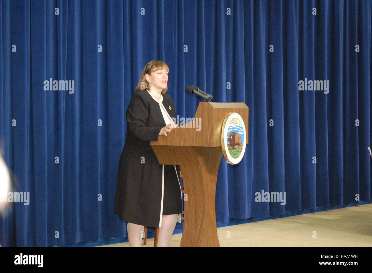 Sekretär Salazar war Gastgeber des Forums für saubere Energiewirtschaft im Weißen Haus, das sich mit erneuerbaren Energien, der Schaffung von Arbeitsplätzen und der Anpassung an die Klimaauswirkungen befasst. Das Forum betonte die Bemühungen um den Übergang zu einer nachhaltigen Energiezukunft bei gleichzeitiger Bewältigung der Herausforderungen des Klimawandels. Stockfoto