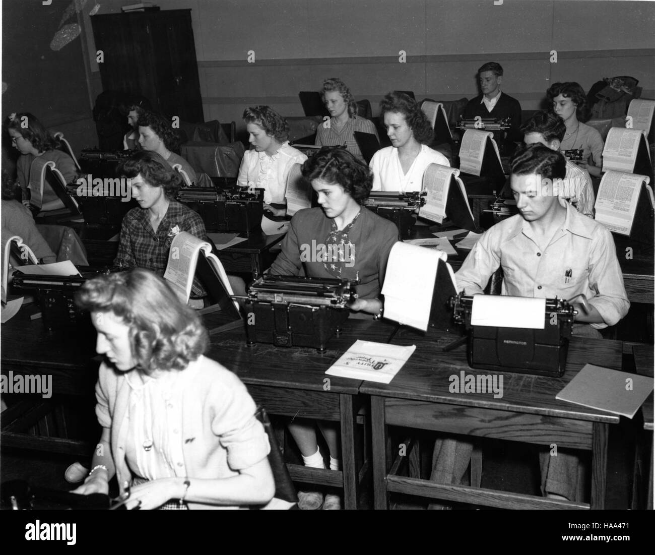 Dieses Bild zeigt die natürliche Schönheit und die einzigartigen geologischen Merkmale eines Nationalparks, wobei der Schwerpunkt auf der ökologischen Bedeutung der Naturschutzbemühungen zum Schutz dieser Gebiete für zukünftige Generationen gelegt wird. Stockfoto