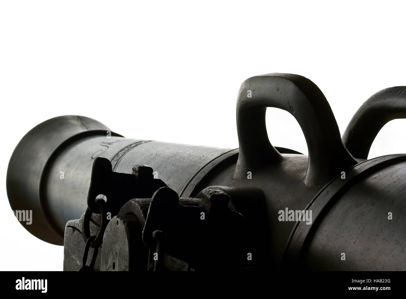 Dunkel braun alte Kanone detailliert und isoliert Stockfoto