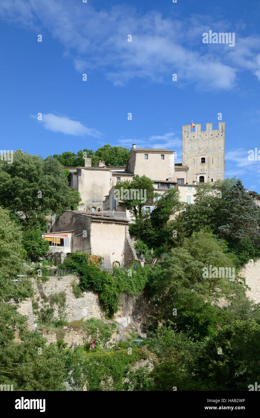 Wohnturm oder Esparron Schloss und Dorf Esparron Alpes-de-Haute-Provence Provence Frankreich Stockfoto