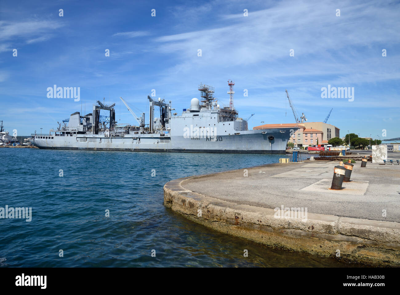 Marne Franzosische Marine Schiff Am Hafen Toulon Provence Frankreich Stockfotografie Alamy