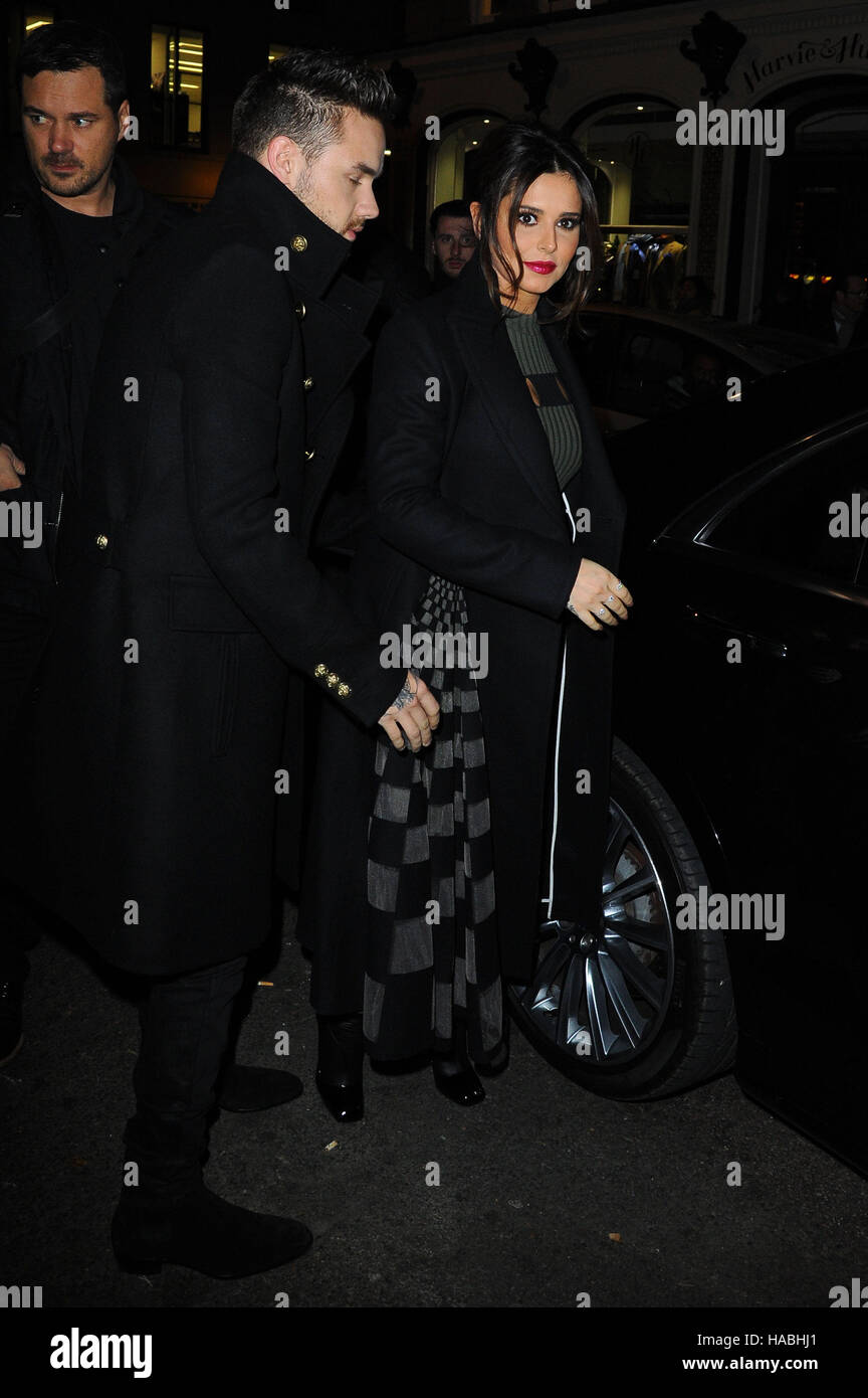 Cheryl Fernandez Versini und Liam Payne besuchen Fayre von St James Weihnachten Carol Konzert. Stockfoto