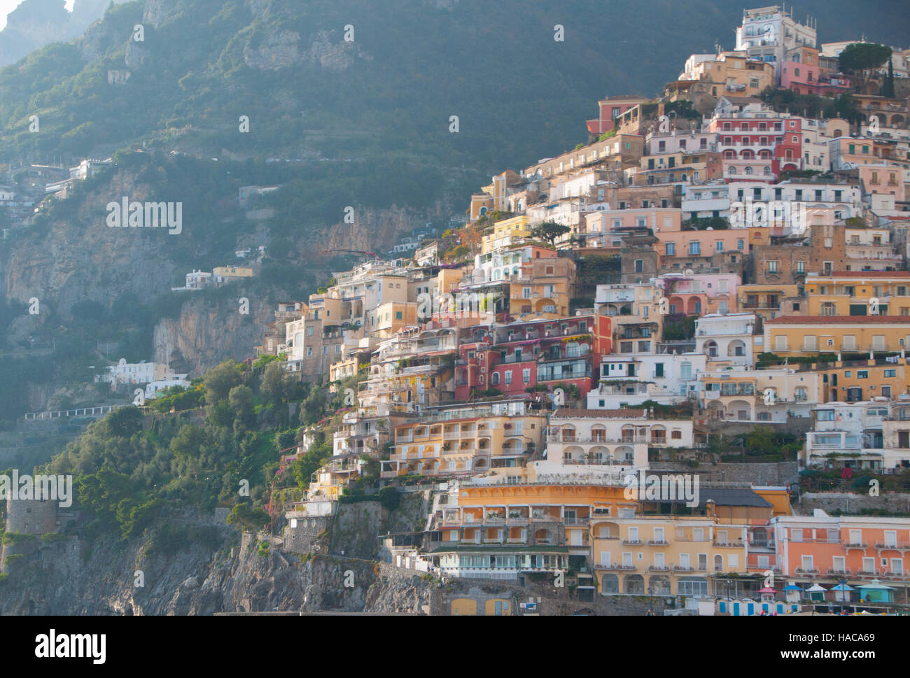 Gebäude von Positano, Amalfi-Küste, Salerno, Italien Stockfoto