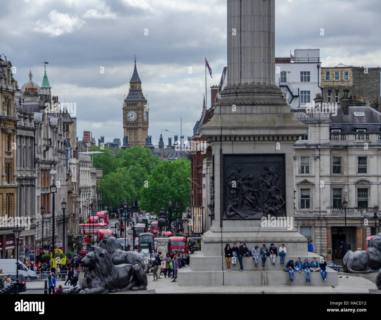 Mit Blick auf Big Ben, Trafalgar Square, London, England. Stockfoto