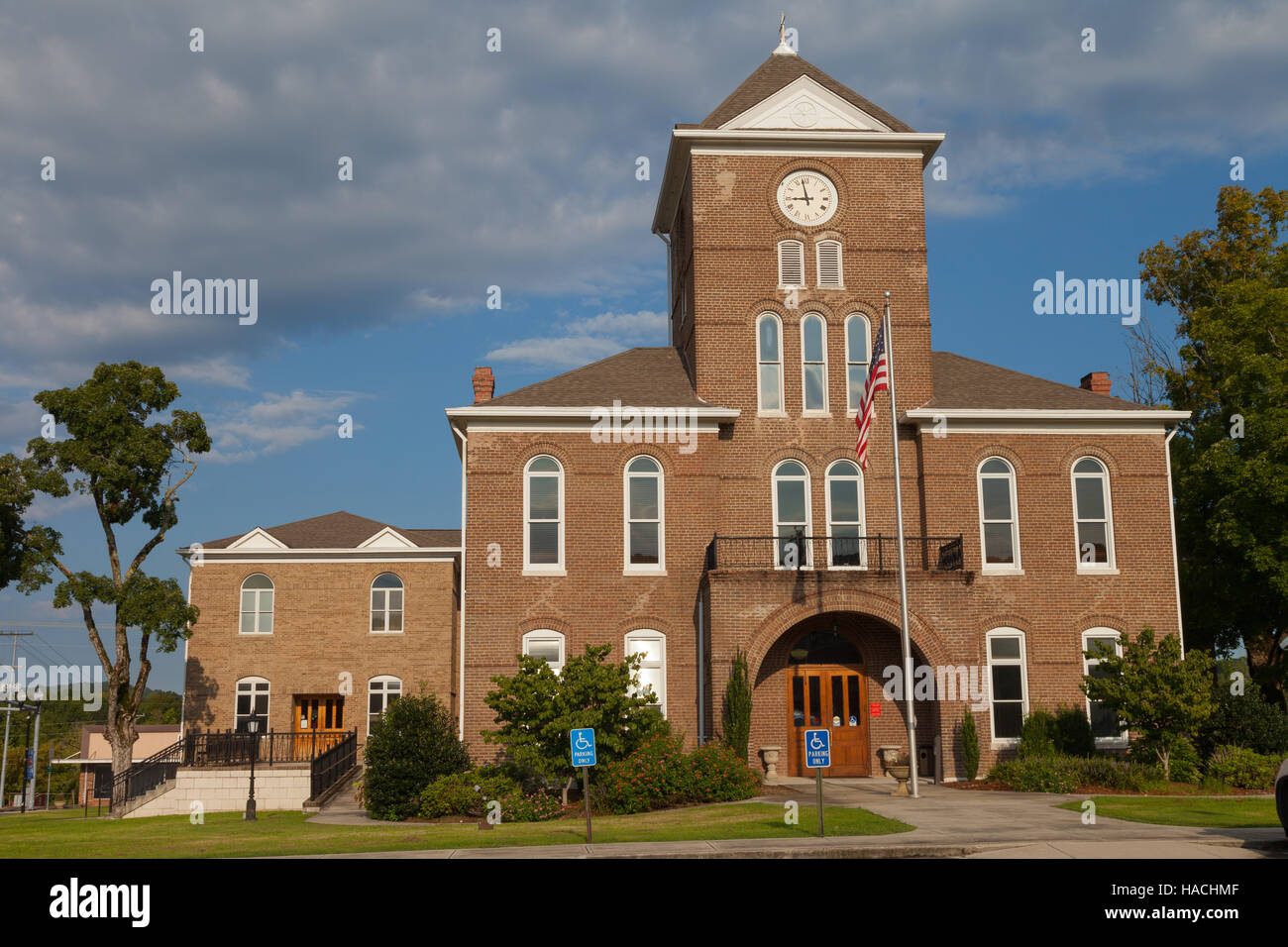 Meigs County Courthouse Front - Decatur, TN Stockfoto
