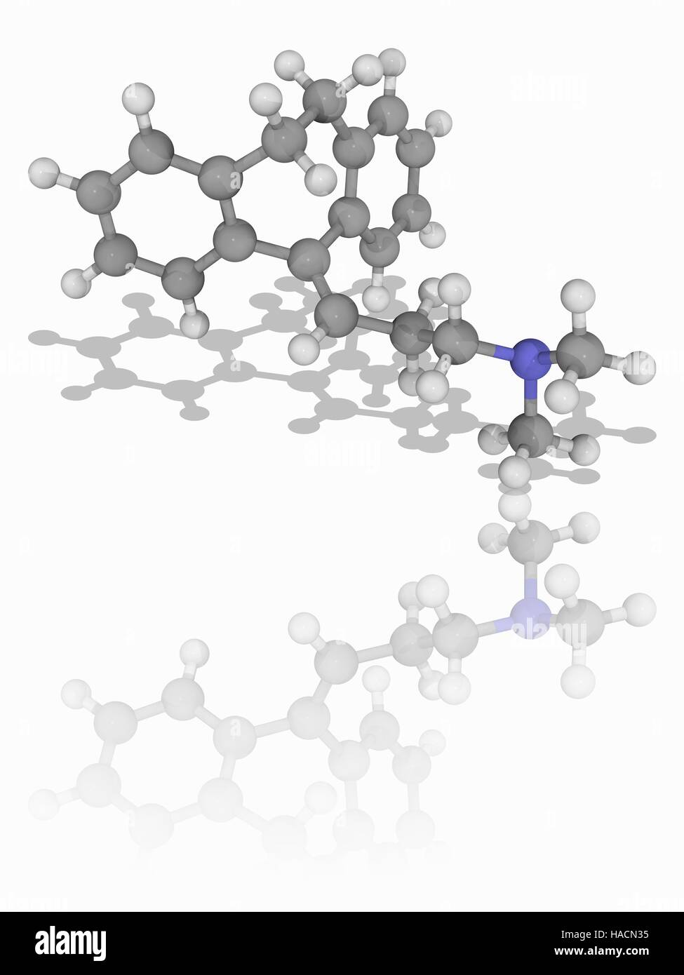 Amitriptylin. Molekulares Modell des Antidepressivum Medikament Amitriptylin (C20. H23. (N). dieses Medikament wird auch zur Behandlung einer Vielzahl von psychischen Störungen. Atome als Kugeln dargestellt werden und sind farblich gekennzeichnet: Kohlenstoff (grau), Wasserstoff (weiß) und Stickstoff (blau). Abbildung. Stockfoto