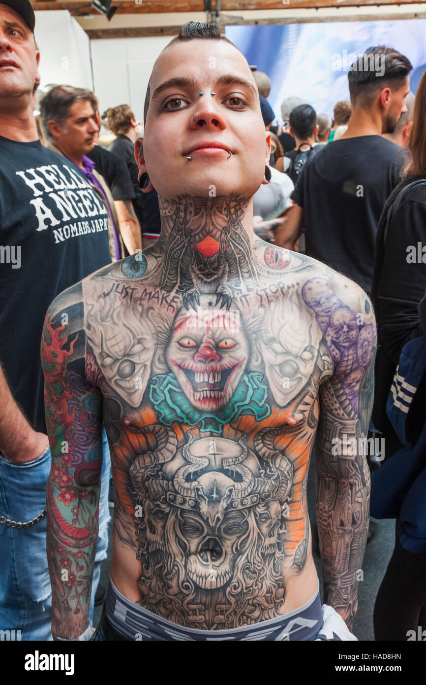 England, London, London Tattoo Convention, tätowierte Mann Stockfoto