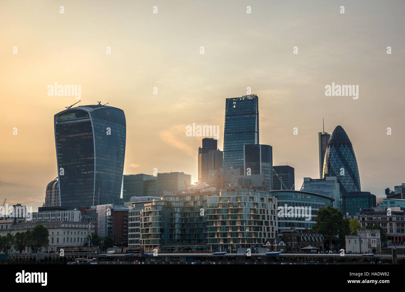 City of London - globales Finanzzentrum. Blick auf den Sonnenuntergang. Stockfoto