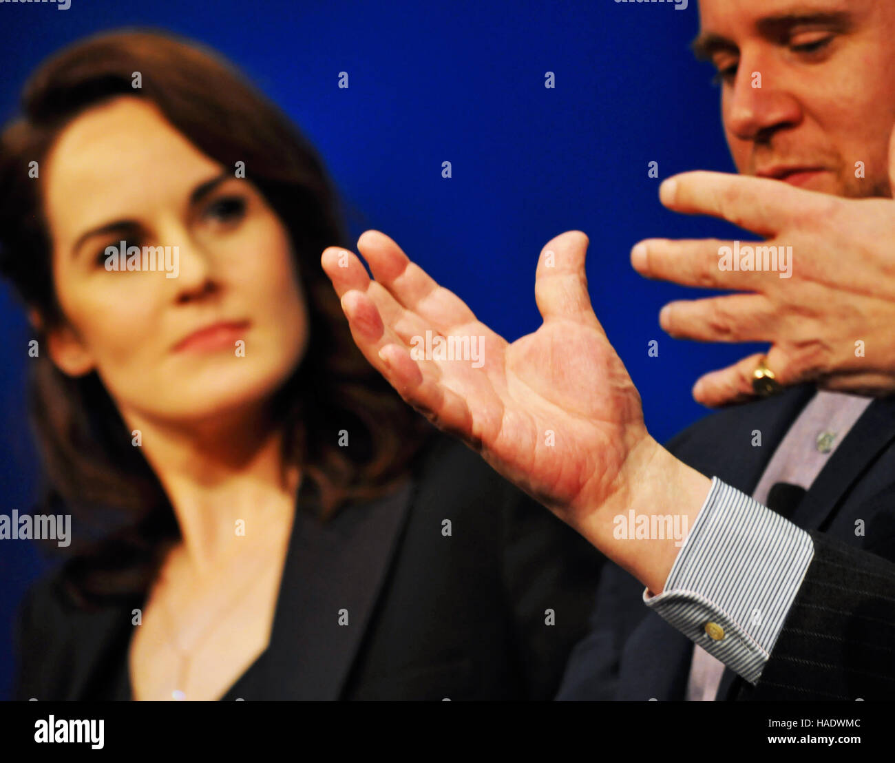 NEW YORK, NY. 8. Dezember 2015.  Michelle Dockery (Lady Mary) im Rahmen des Panels "Downtown Abbey" PBS. © Veronica Bruno/Alamy Stockfoto