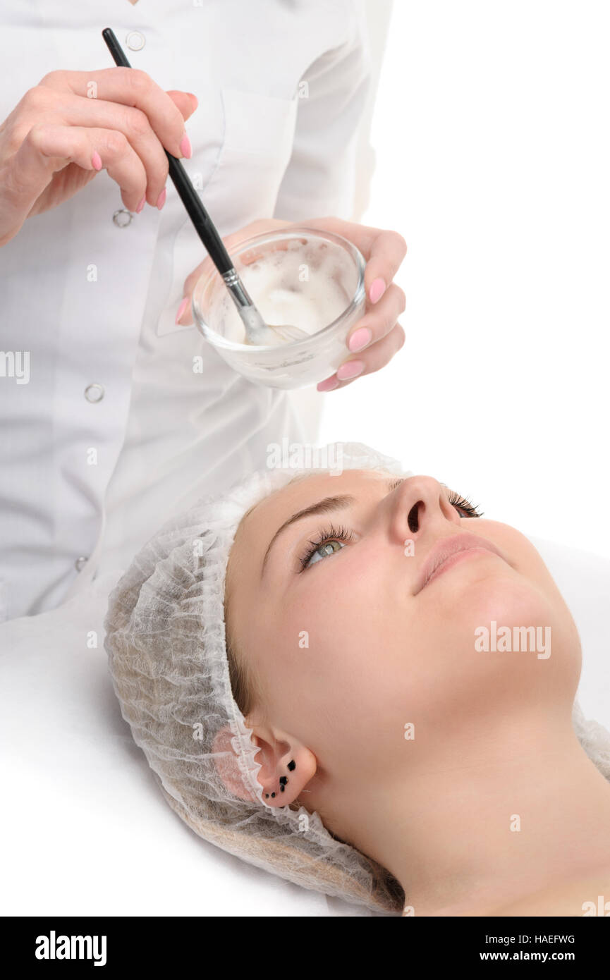 Beauty-Salon, Gesichts Maske anwenden Stockfoto